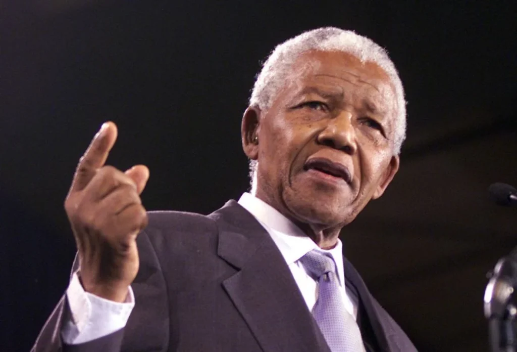 Biografi Pahlawan Afrika Selatan Nelson Mandela dan Perjuangan Melawan Apartheid